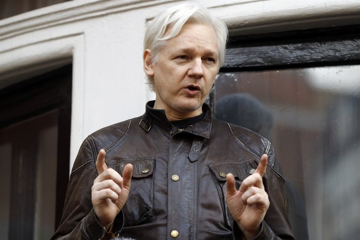 Julian Assange 2